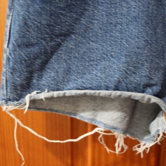 Levi’s 501 Y2K Cutoff Jean Shorts Raw Hem Festival Vintage Size 26 - Picture 7 of 16